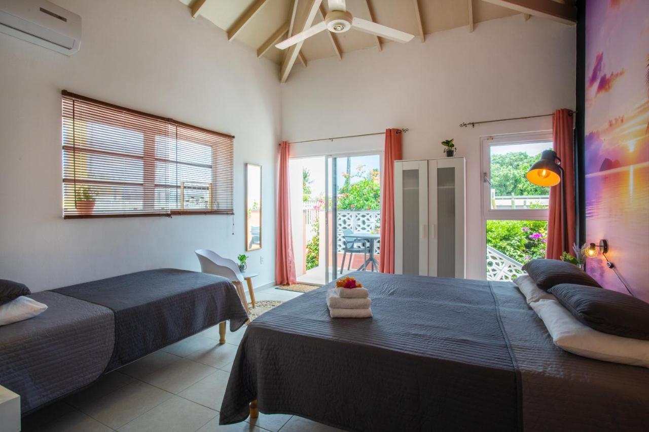 Bed and Breakfast Happy Curoase Willemstad Exterior foto