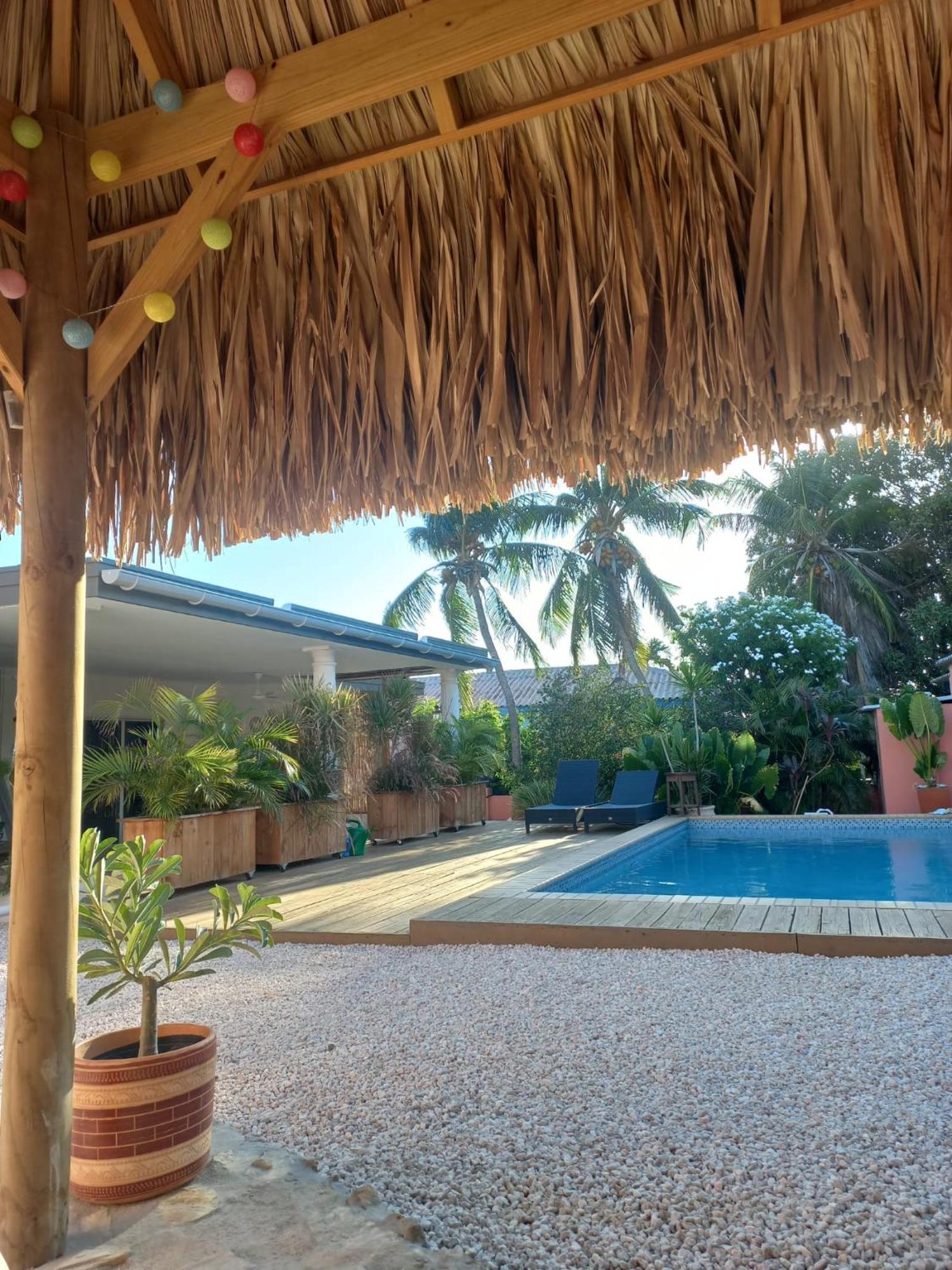 Bed and Breakfast Happy Curoase Willemstad Exterior foto
