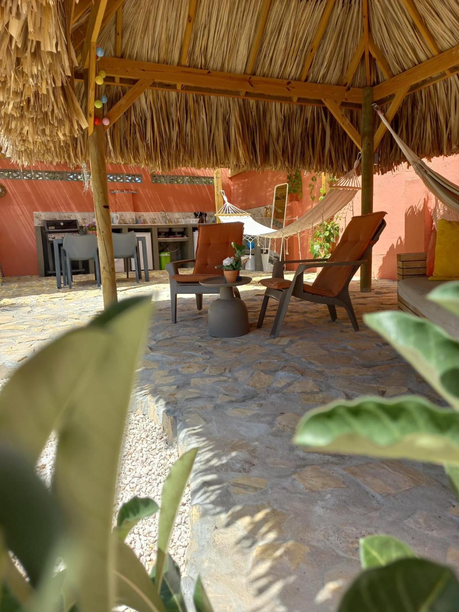 Bed and Breakfast Happy Curoase Willemstad Exterior foto
